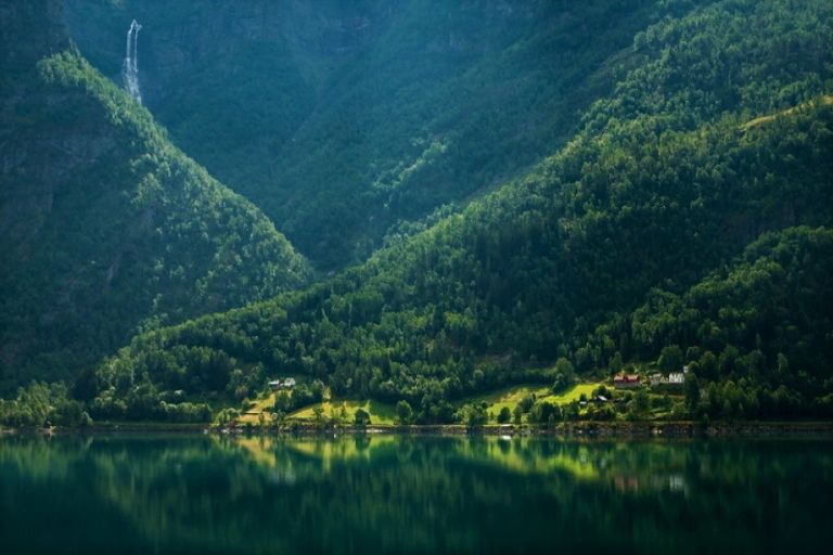 Епічні норвезькі фіорди: путівник до 5 шедеврів природи